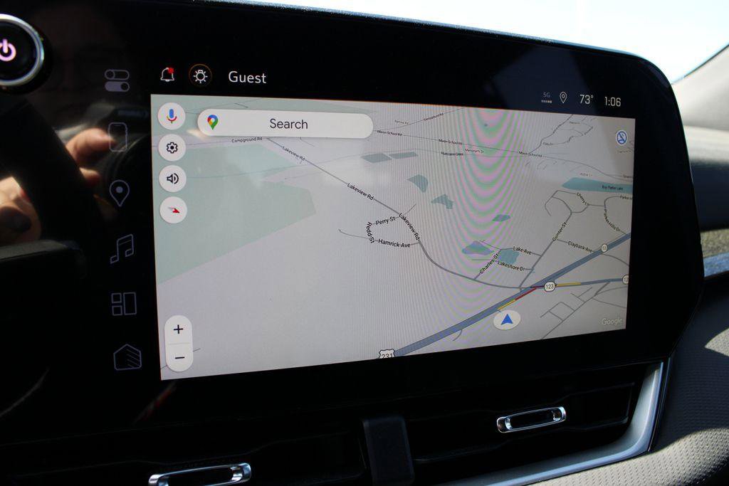 New 2026 Chevrolet Equinox LT w/ Convenience Package II image 14