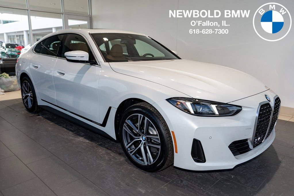 New 2026 BMW 430i xDrive w/ Premium Package