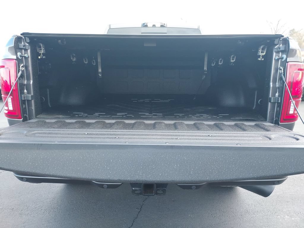 Used 2026 RAM 2500 Laramie AWD/4WD image 30