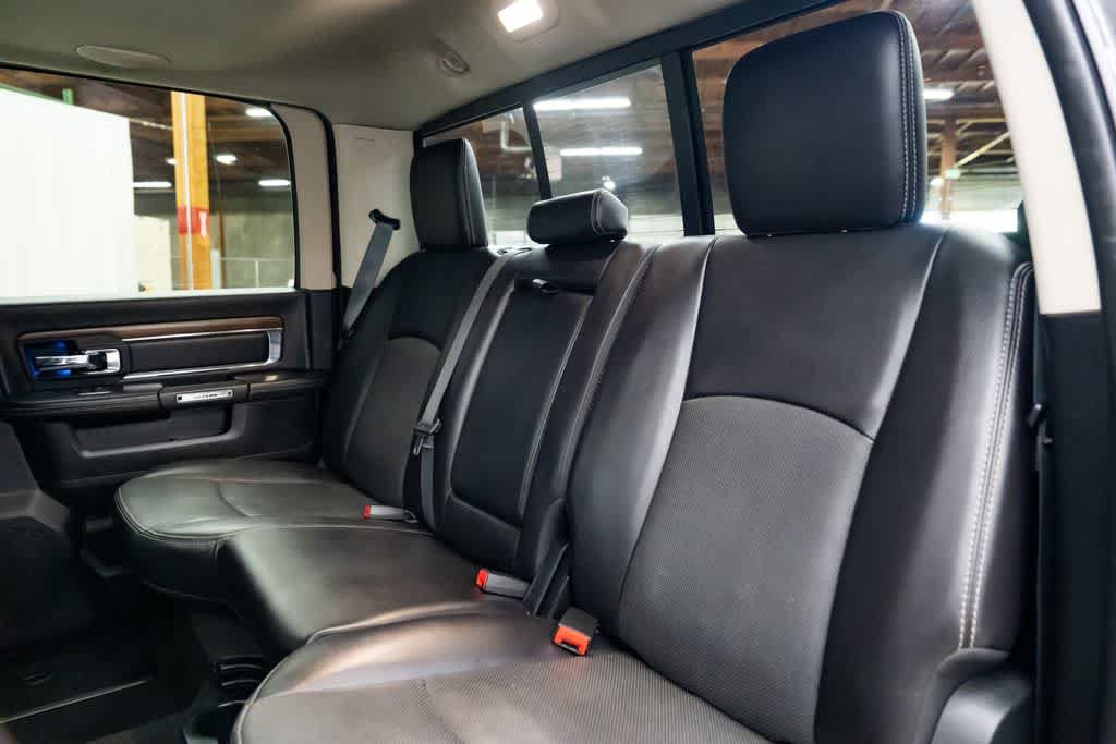 Used 2016 RAM 2500 Laramie w/ Convenience Group AWD/4WD image 29