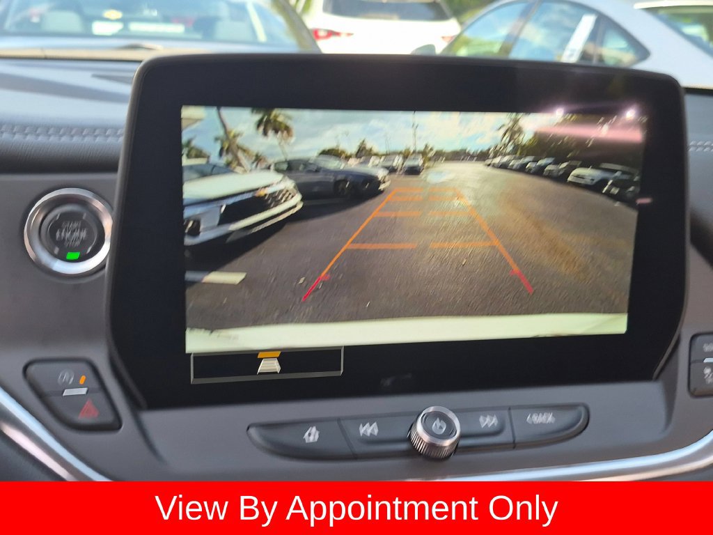 Used 2025 Chevrolet Blazer LT FWD image 19