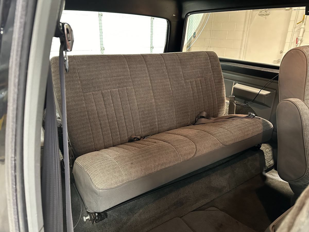 Used 1988 Ford Bronco AWD/4WD image 16