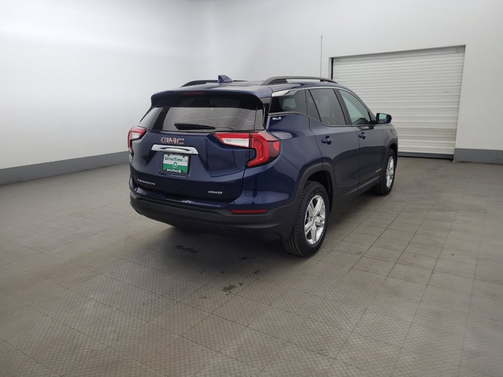 Used 2022 GMC Terrain SLE w/ Driver Convenience Package image 9