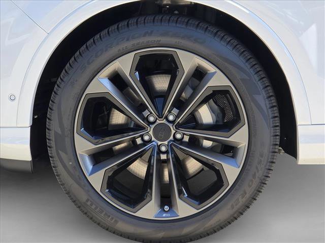 New 2026 Audi Q7 3.0T Premium Plus image 9