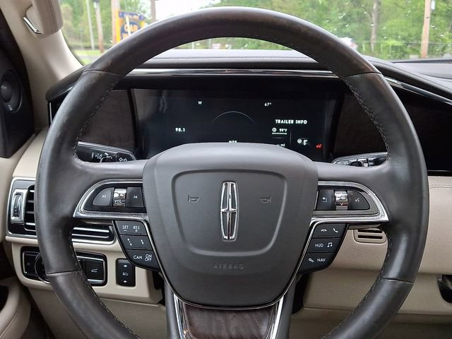 Used 2021 Lincoln Navigator Reserve w/ Luxury Package AWD/4WD image 22