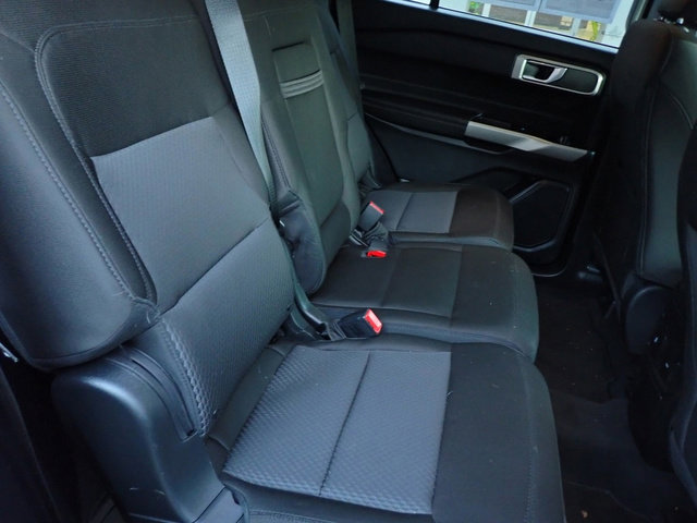 Used 2023 Ford Explorer XLT w/ Class IV Trailer Tow Package image 16