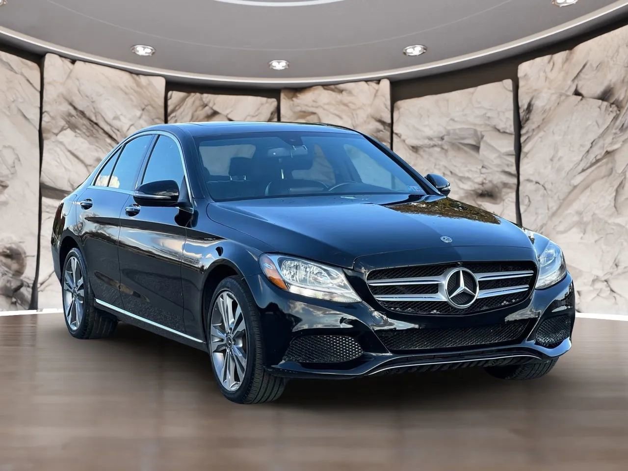 Used 2018 Mercedes-Benz C 300 4MATIC Sedan image 6