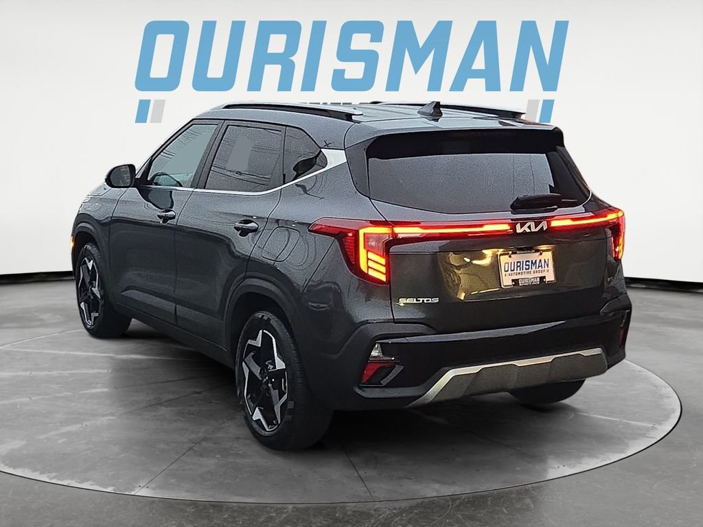 Used 2024 Kia Seltos EX image 4