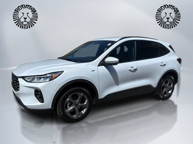 Certified 2025 Ford Escape ST-Line Select AWD/4WD image 1