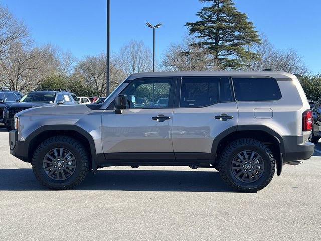 Used 2025 Toyota Land Cruiser 1958 image 33