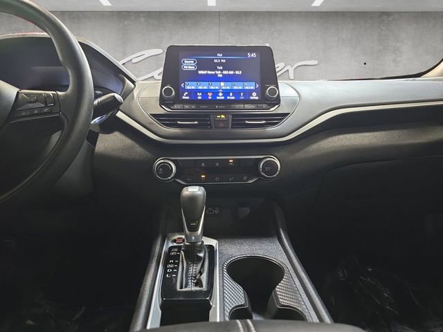 Certified 2025 Nissan Altima 2.5 S image 3