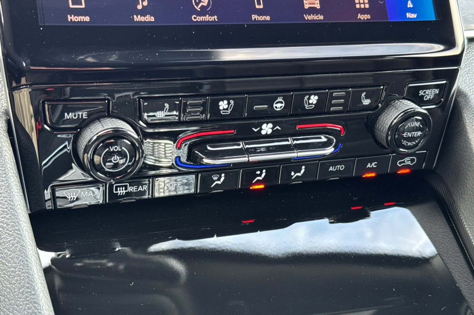 New 2025 Jeep Grand Cherokee Limited w/ Luxury Tech Group II image 26