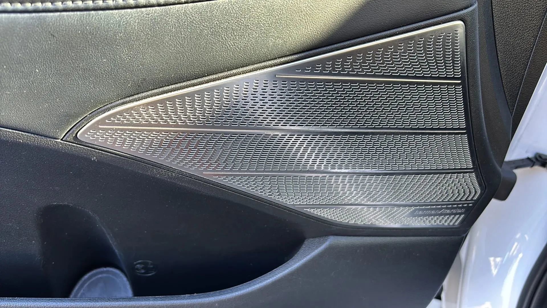 Used 2021 Hyundai Palisade Calligraphy image 19