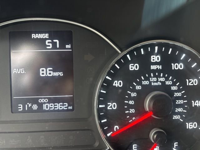 Used 2017 Kia Forte LX image 15