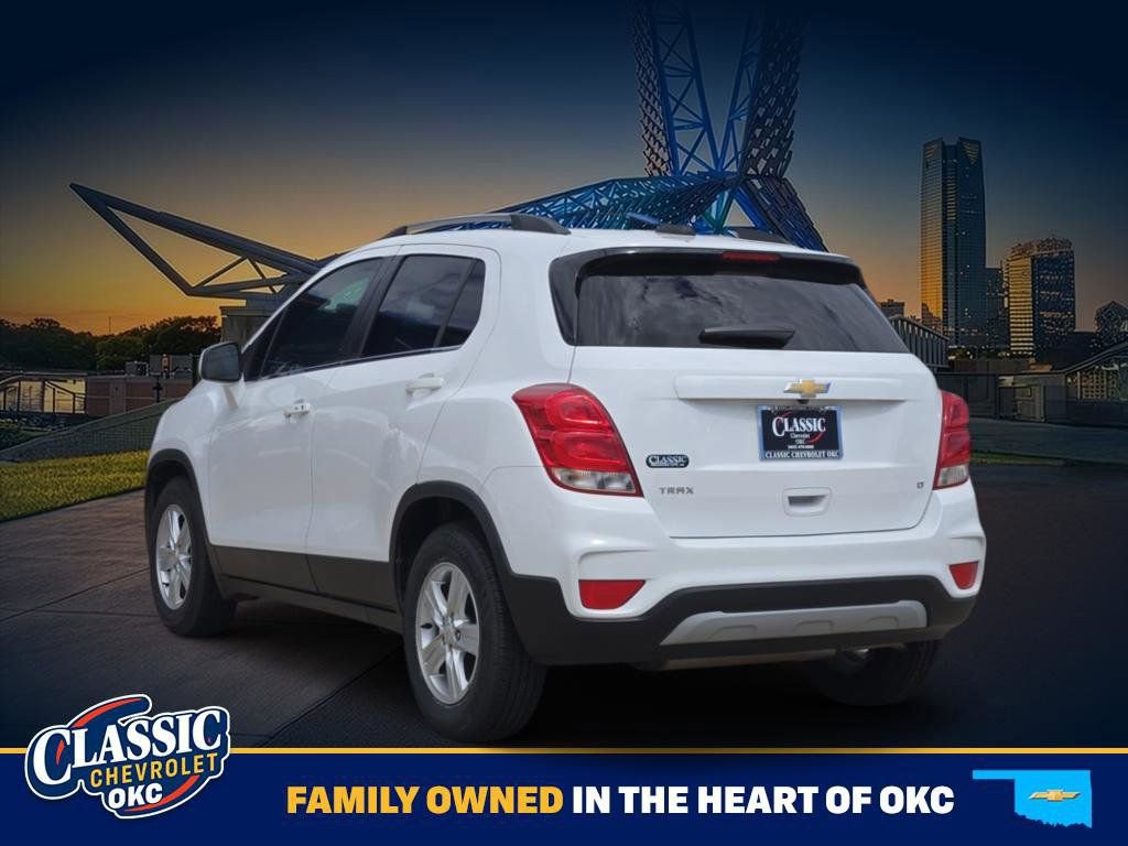 Used 2020 Chevrolet Trax LT w/ LT Convenience Package FWD image 5
