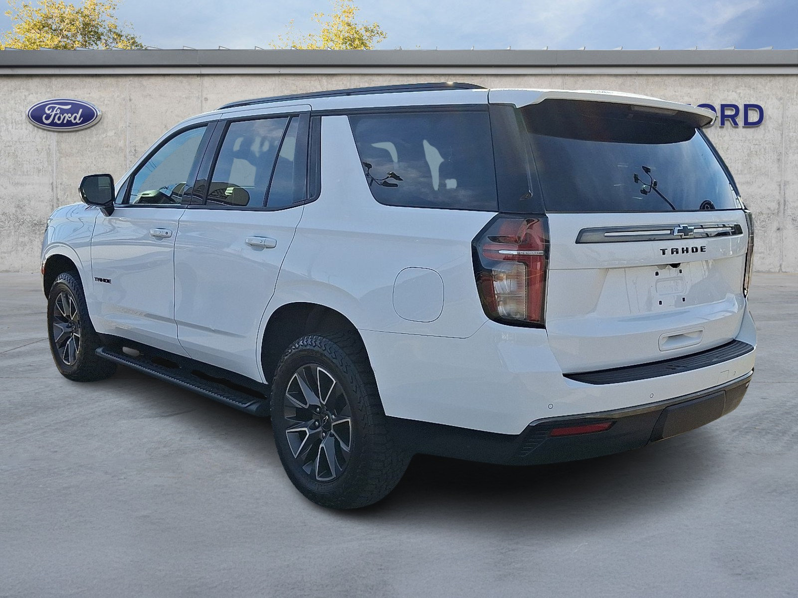 Used 2022 Chevrolet Tahoe Z71 AWD/4WD image 4