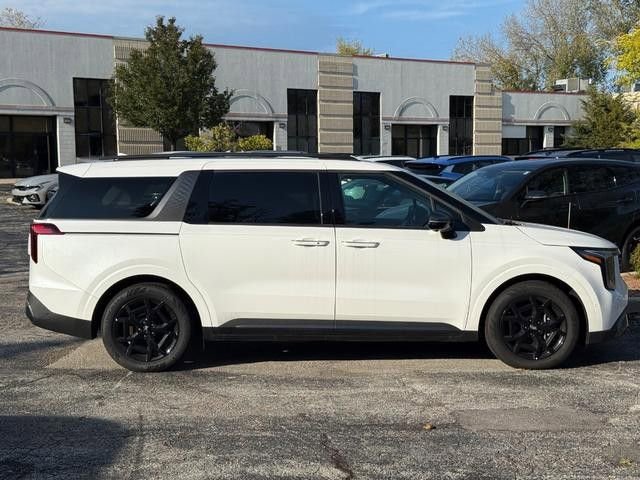 New 2025 Kia Carnival SX Prestige image 2