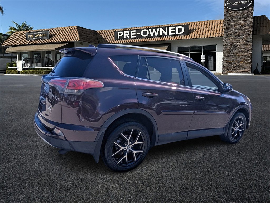 Used 2016 Toyota RAV4 SE image 7