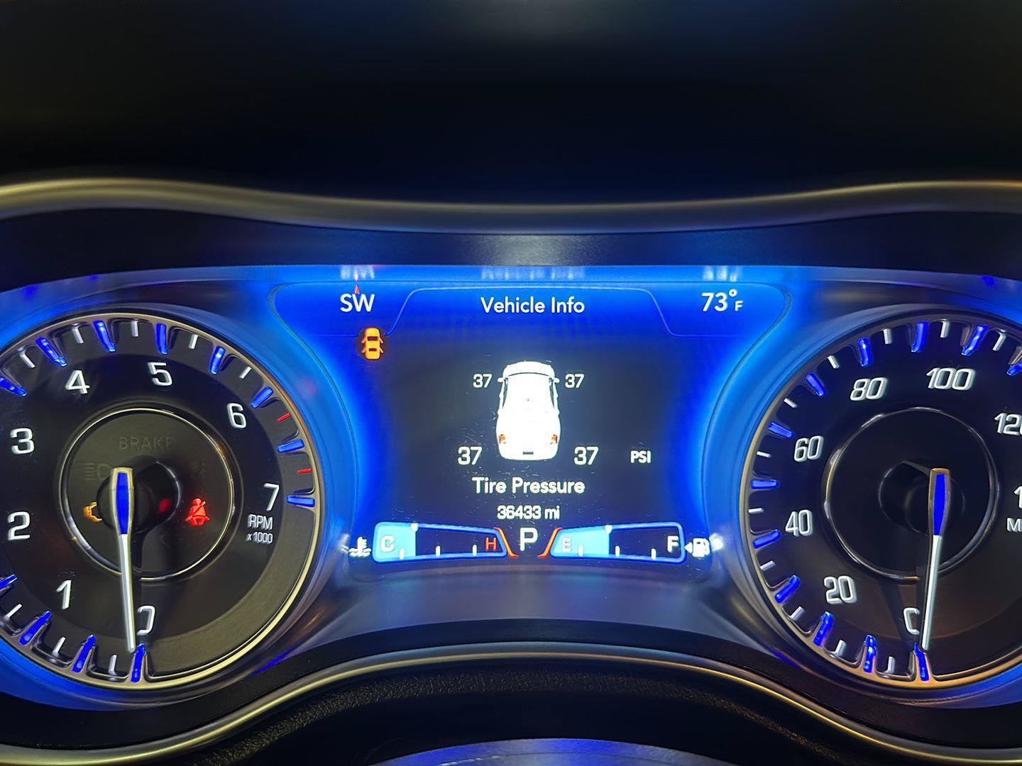 Used 2021 Chrysler 300 Touring w/ Sport Appearance Package RWD image 19