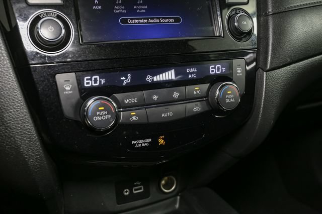 Used 2020 Nissan Rogue SV AWD/4WD image 23