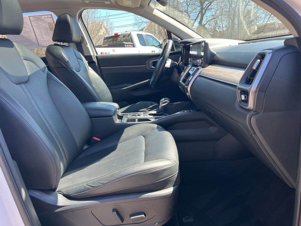 Used 2023 Kia Sorento X-Line EX image 26