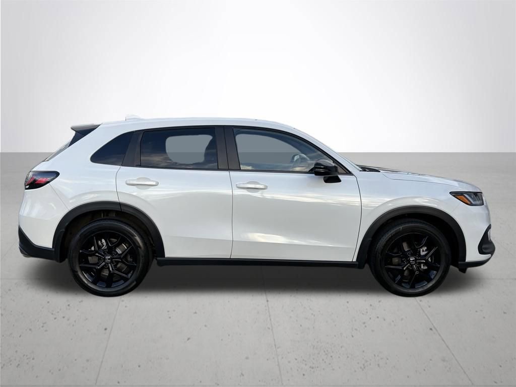 Used 2024 Honda HR-V Sport image 4