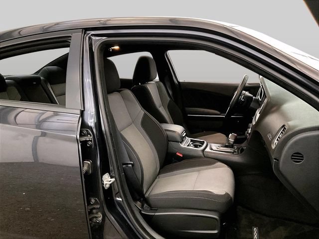 Used 2016 Dodge Charger R/T RWD image 7