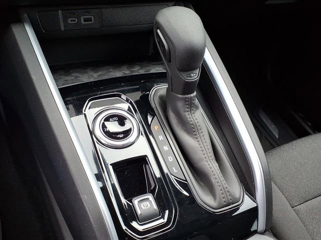 Used 2024 Chevrolet Colorado W/T w/ Advanced Trailering Package image 25