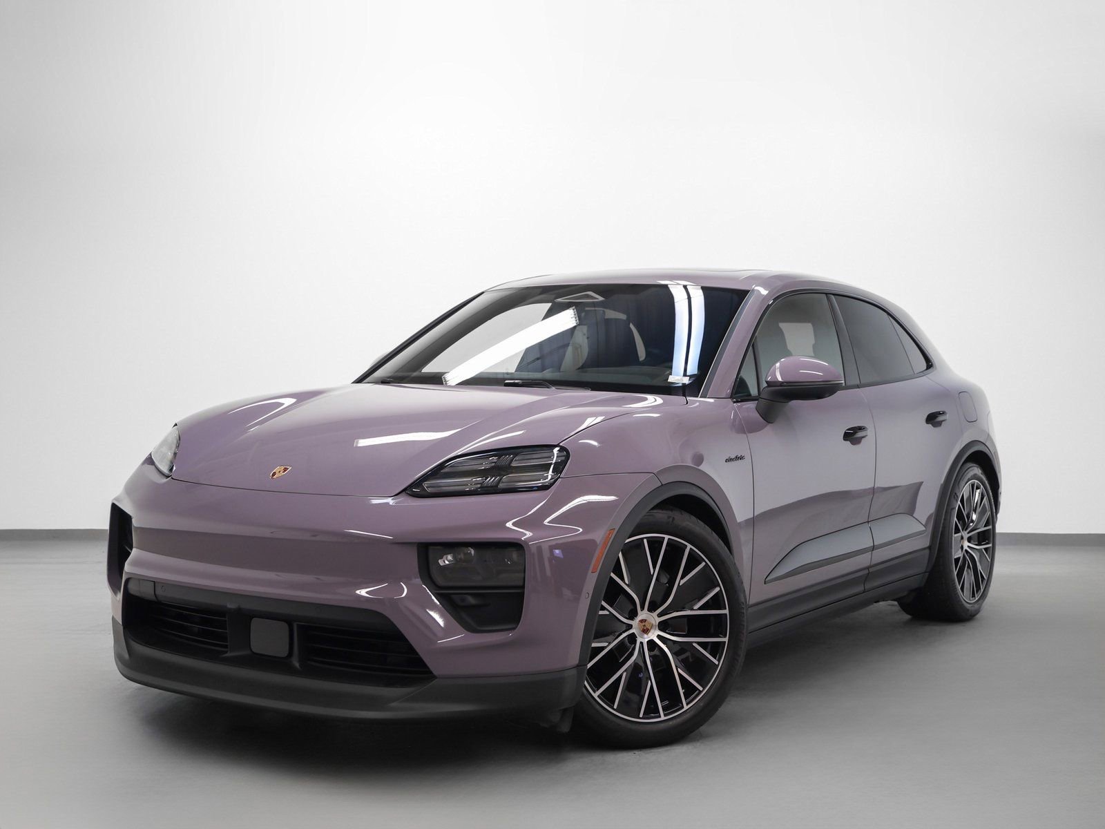 Certified 2025 Porsche Macan 4 Electric image 1