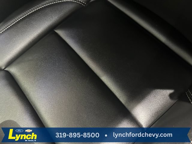 Used 2024 Ford Explorer XLT w/ Equipment Group 202A AWD/4WD image 9