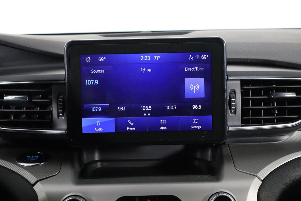 Used 2022 Ford Explorer XLT w/ Equipment Group 202A AWD/4WD image 28