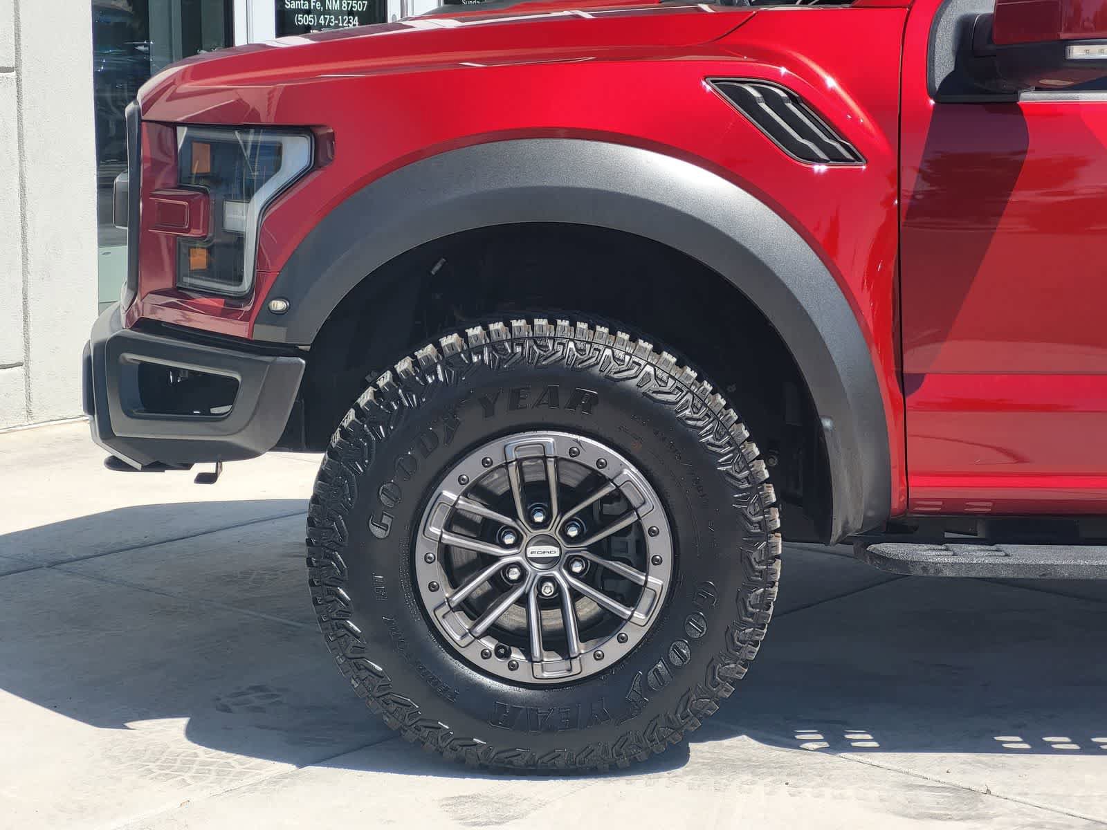 Used 2020 Ford F150 Raptor w/ Equipment Group 802A Luxury AWD/4WD image 8