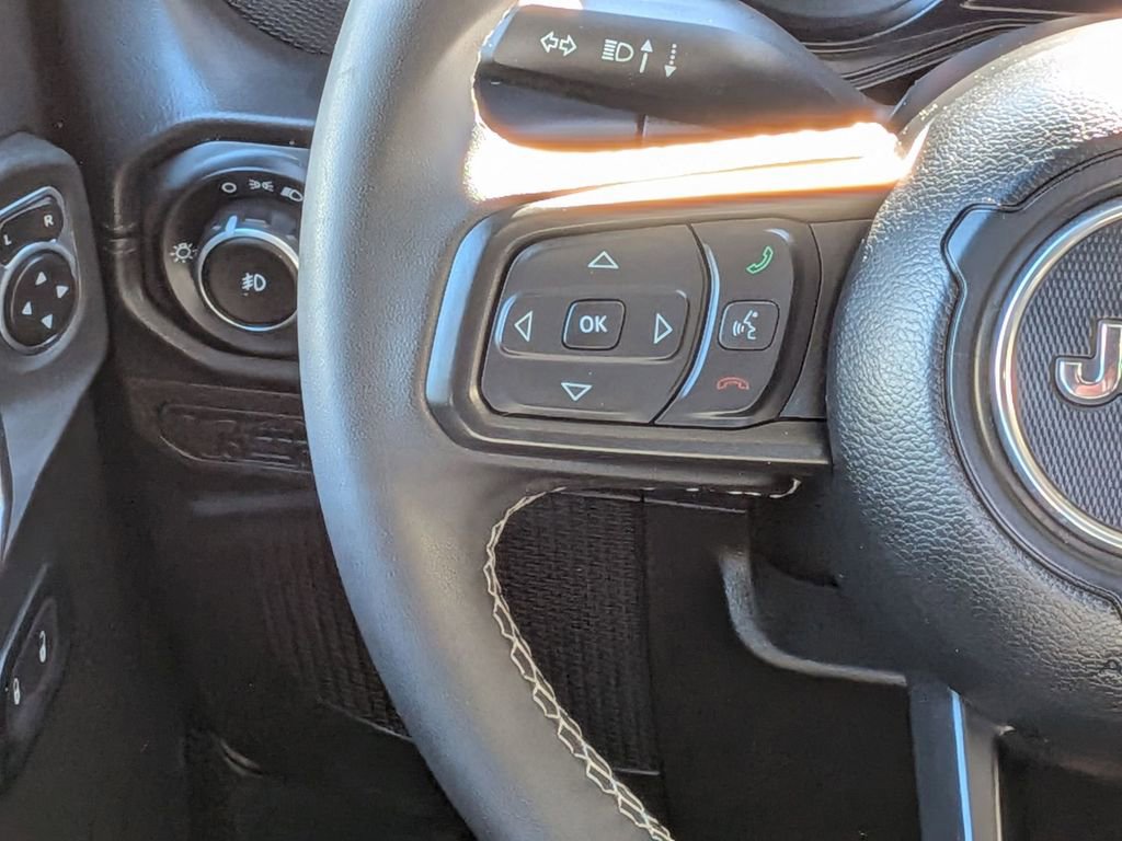 Used 2025 Jeep Wrangler Unlimited Rubicon image 24