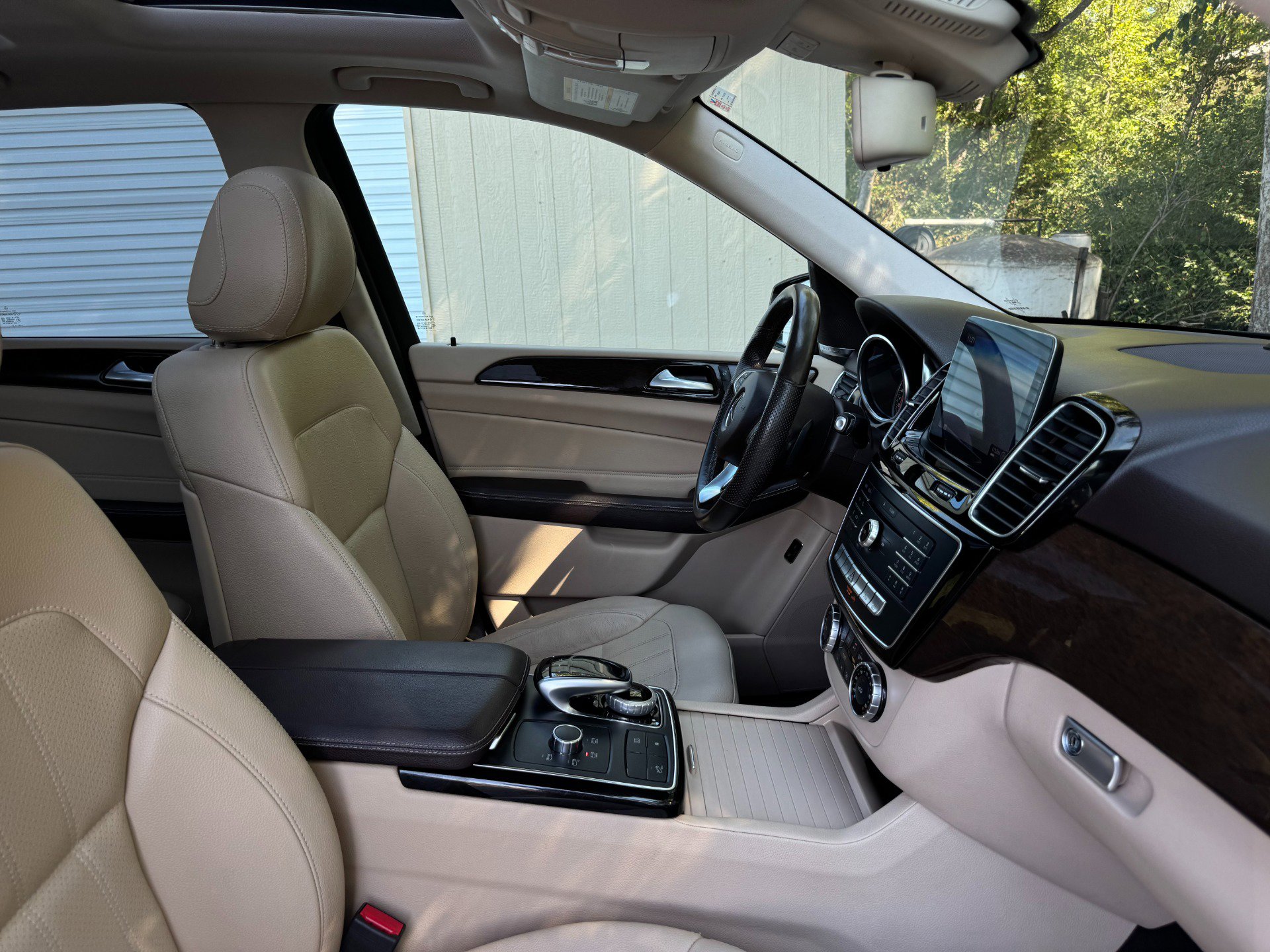 Used 2018 Mercedes-Benz GLE 350 4MATIC image 30