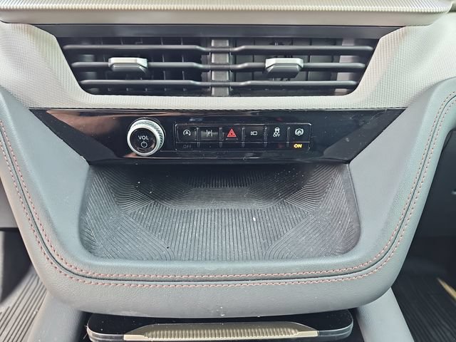 Certified 2025 Ford Explorer Active w/ Active Comfort Package RWD image 30