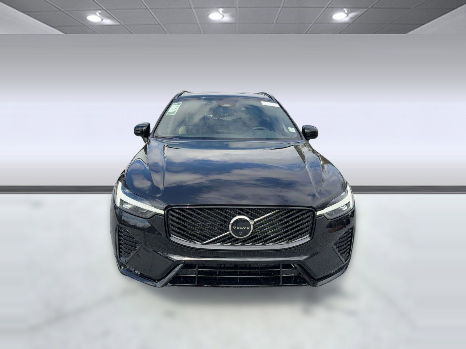 New 2026 Volvo XC60 B5 Plus w/ Protection Package Premier AWD/4WD image 6