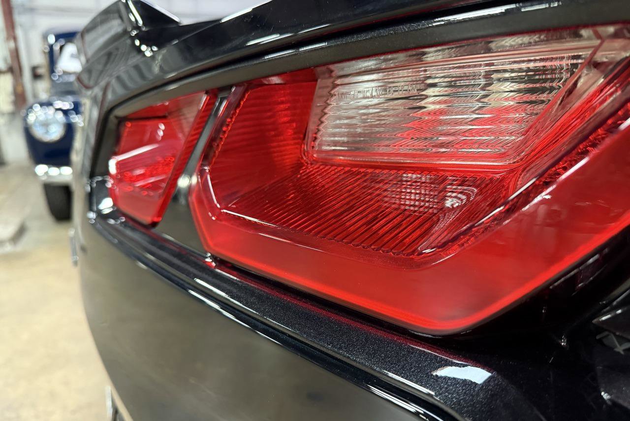 Used 2018 Chevrolet Corvette Stingray Convertible w/ 3LT Preferred Equipment Group image 68