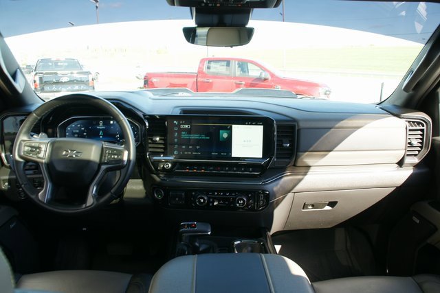 Used 2023 Chevrolet Silverado 1500 ZR2 w/ Technology Package image 34