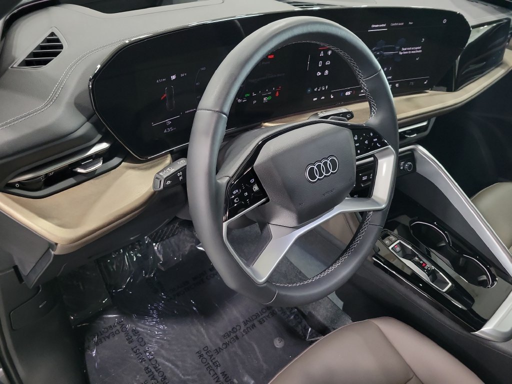 Certified 2025 Audi Q5 Premium w/ Premium Plus AWD/4WD image 23