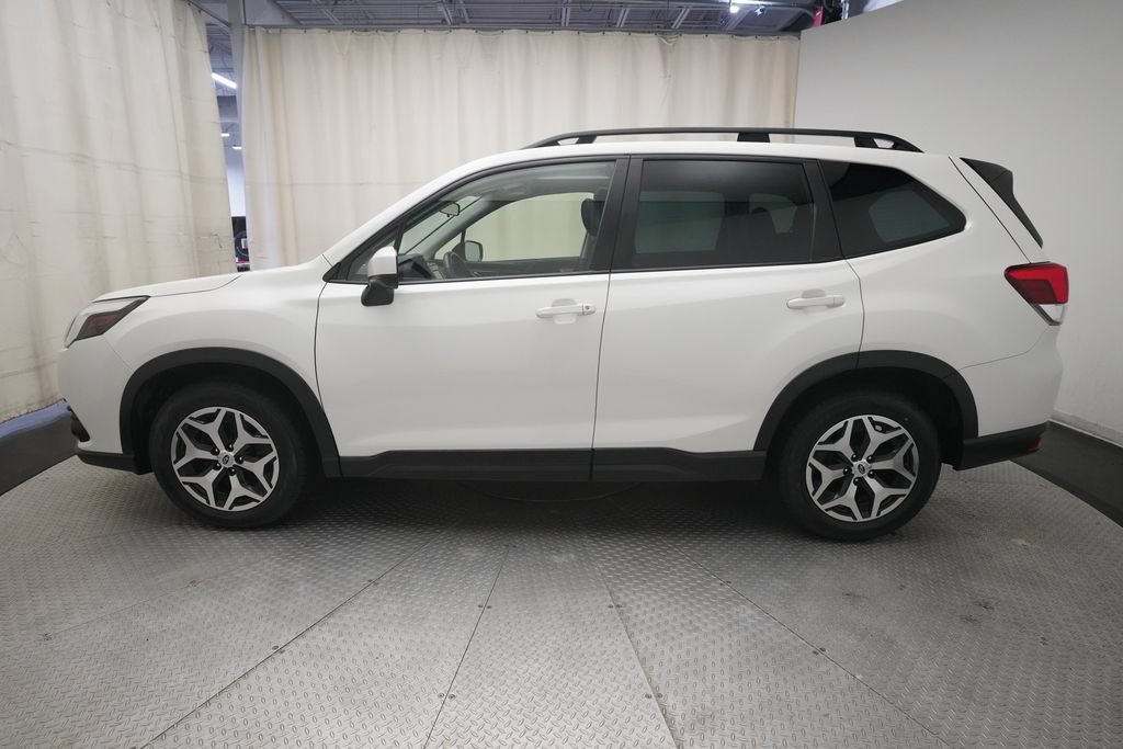 Used 2024 Subaru Forester Premium AWD/4WD image 24