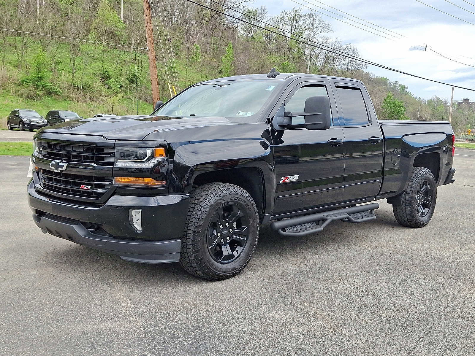 Used 2016 Chevrolet Silverado 1500 LT w/ Midnight Edition image 3