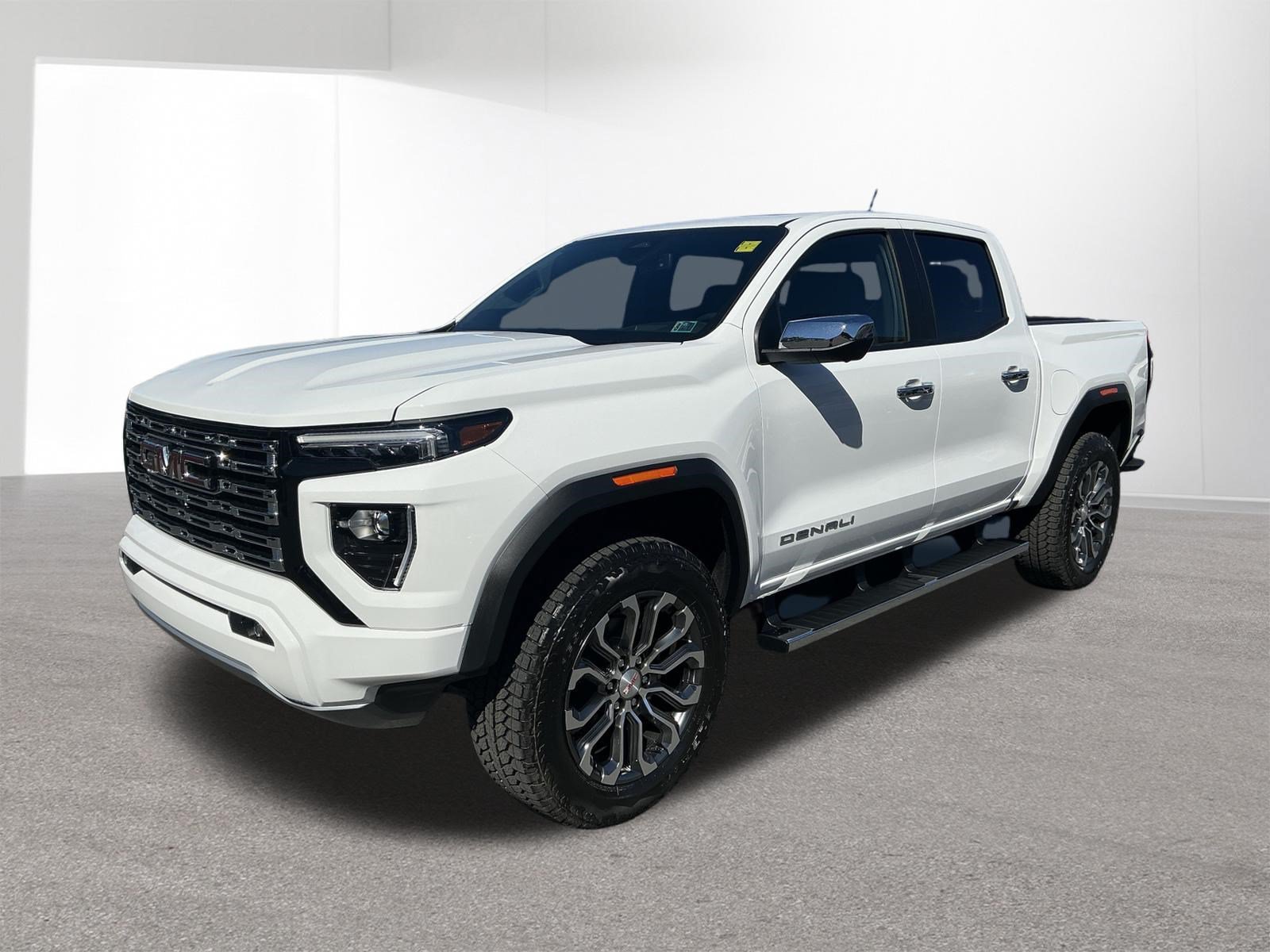 New 2026 GMC Canyon Denali AWD/4WD image 9