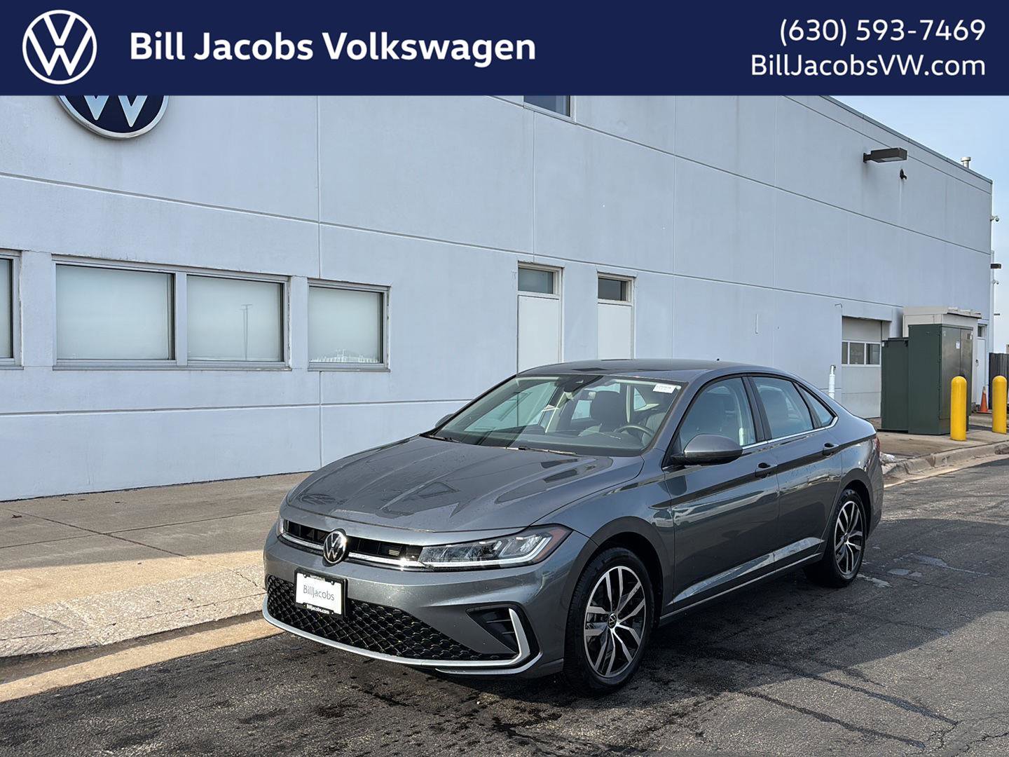 Used 2025 Volkswagen Jetta SE image 1