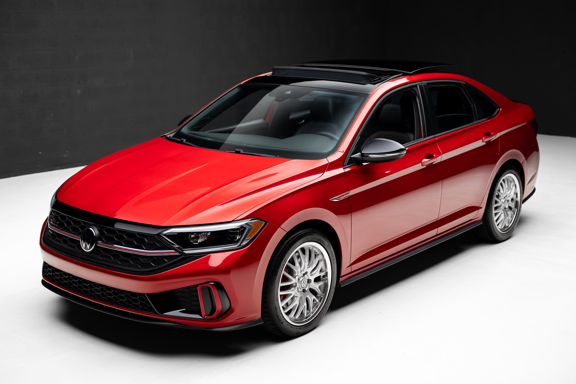 Used 2024 Volkswagen Jetta GLI Autobahn FWD image 5