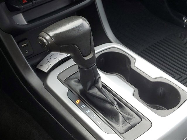 Used 2018 Chevrolet Colorado LT w/ LT Convenience Package image 30