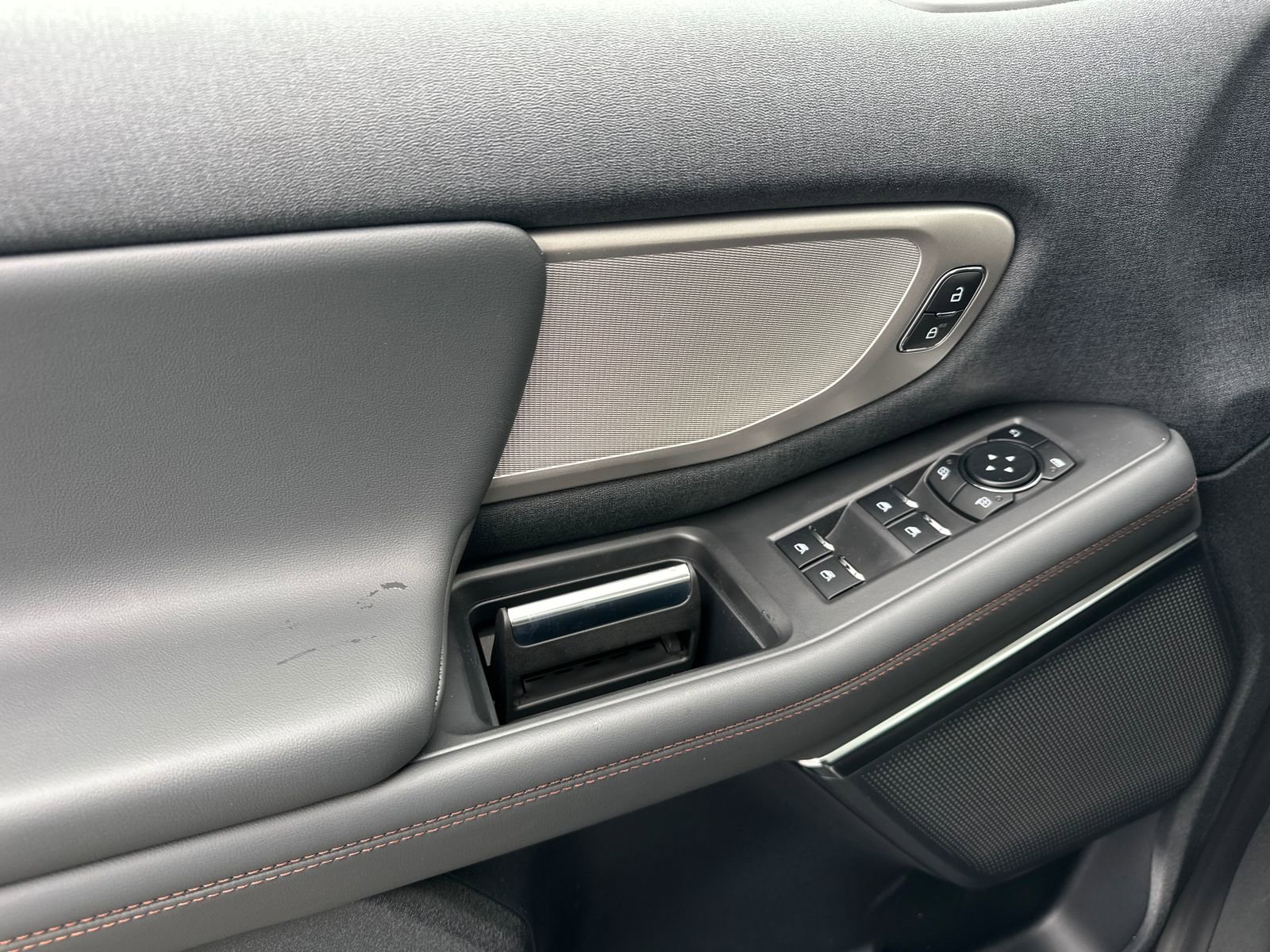 New 2025 Ford Expedition Max Active image 40