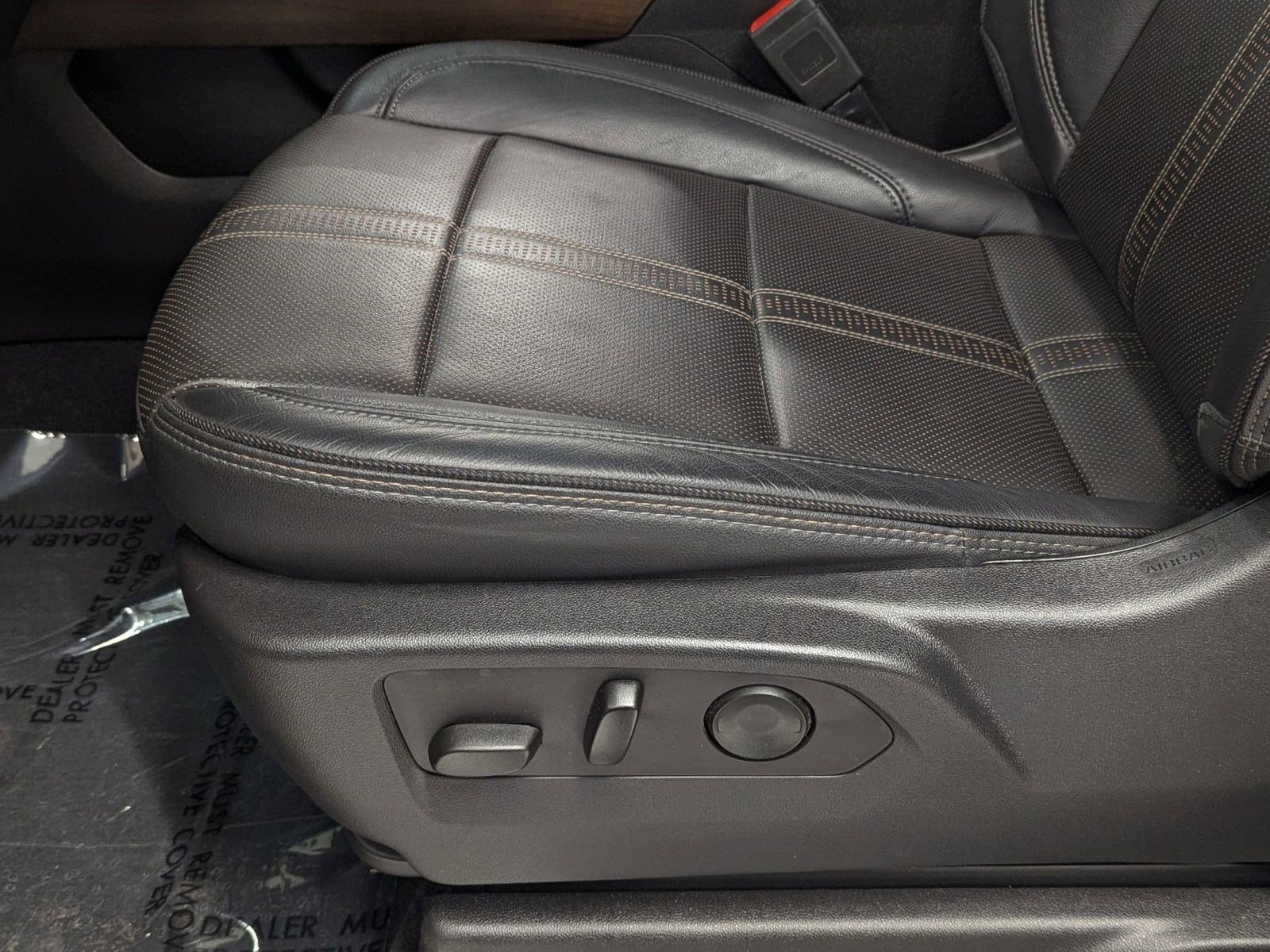 Used 2024 Chevrolet Silverado 2500 High Country w/ High Country Premium Package image 11