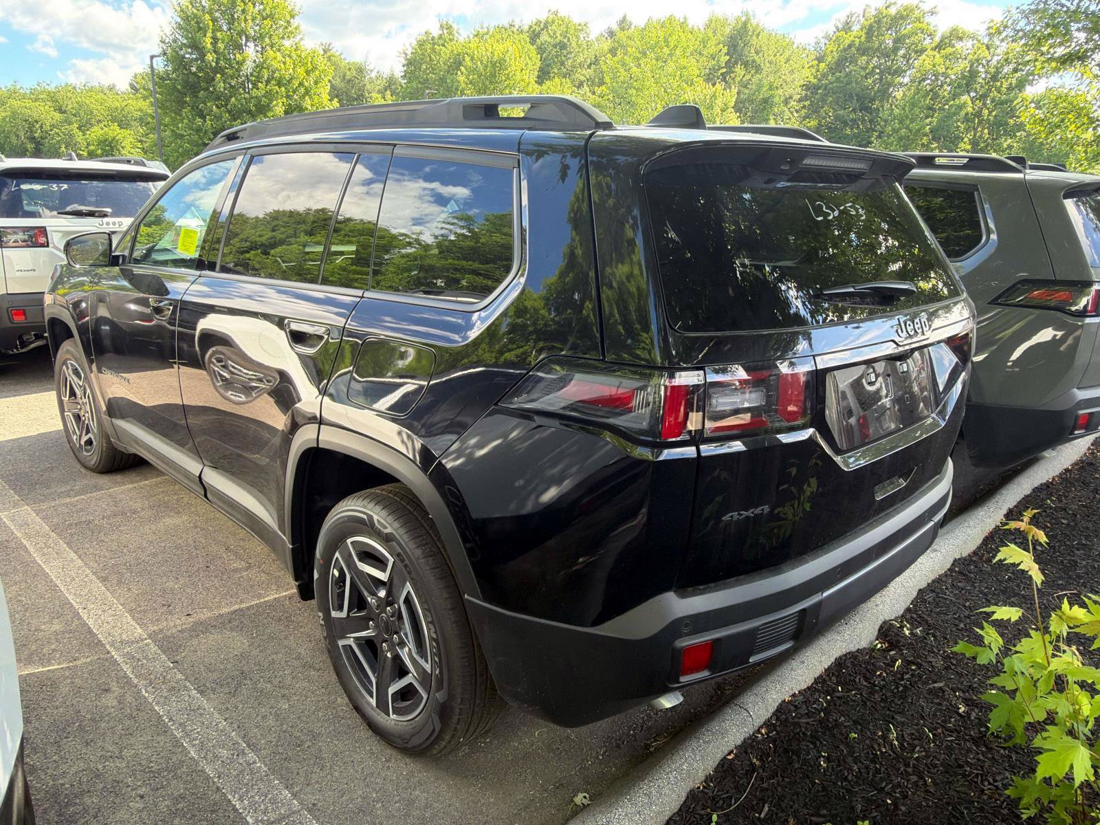 New 2026 Jeep Cherokee Laredo AWD/4WD image 3