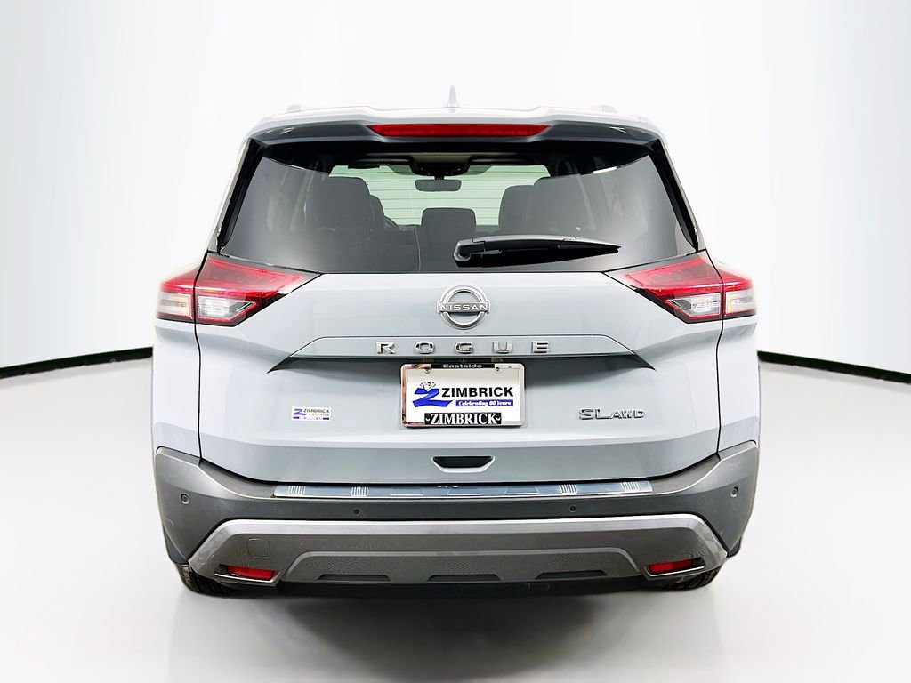 Used 2023 Nissan Rogue SL w/ SL Premium Package image 6