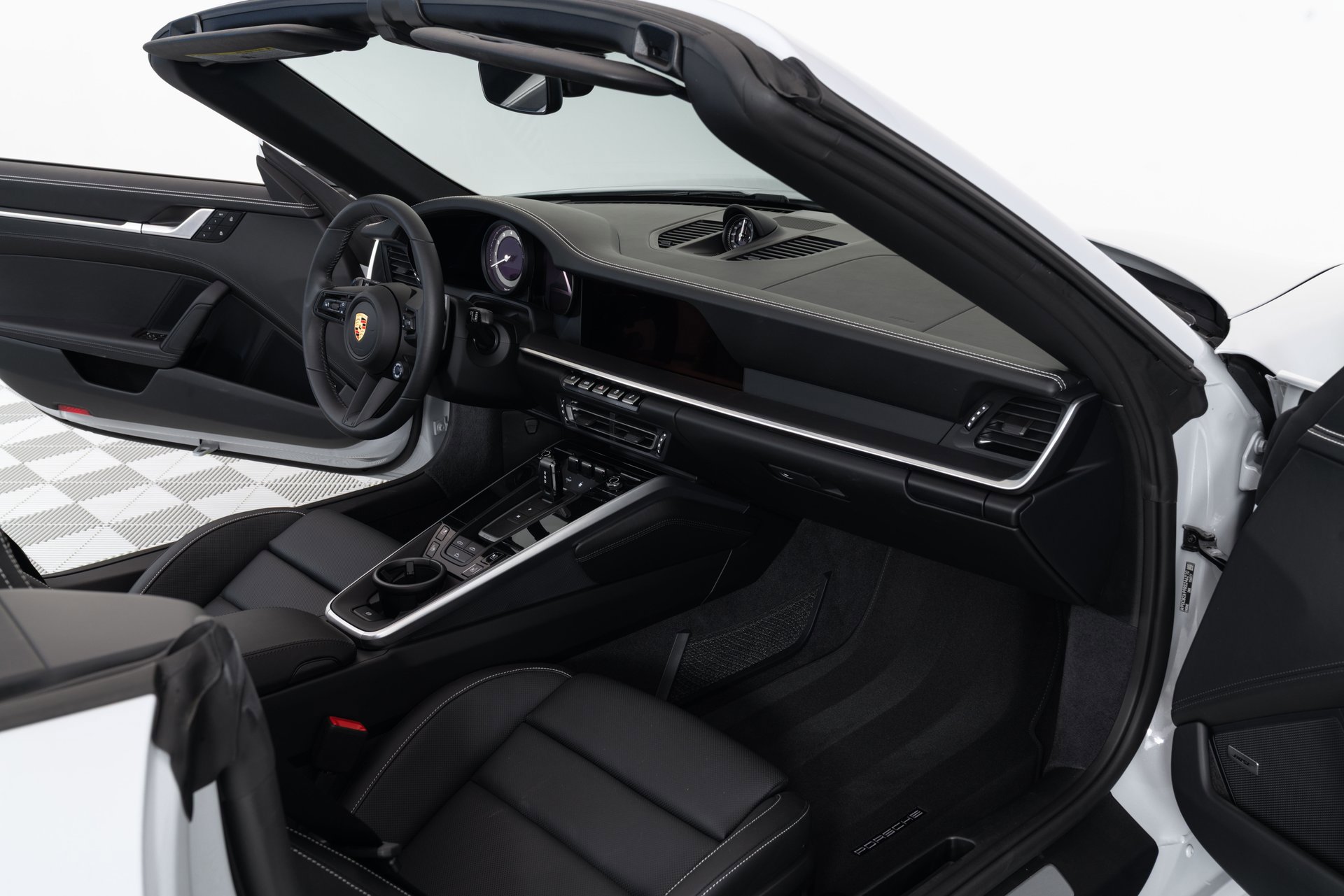 Used 2024 Porsche 911 Carrera 4S image 19